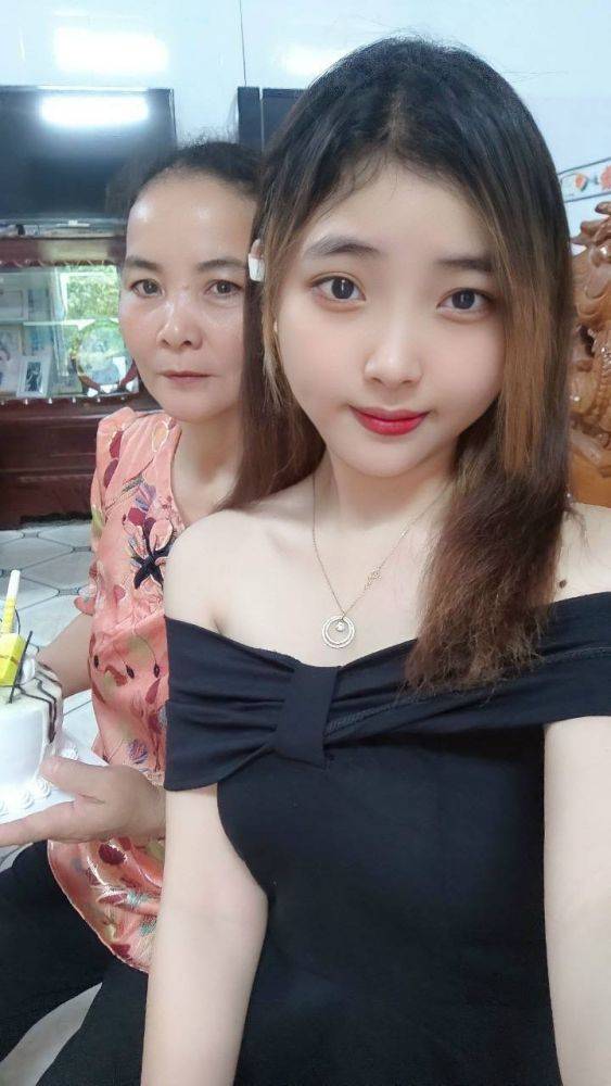 ai biết info em này khum ạ, nứng cặc với nhỏ này quá - #10