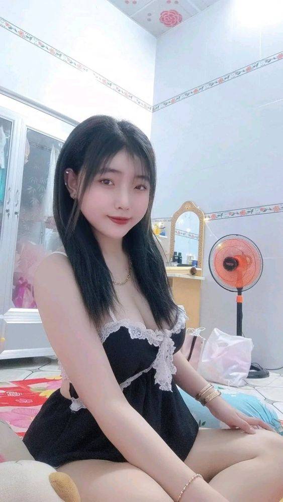 ai biết info em này khum ạ, nứng cặc với nhỏ này quá - #9