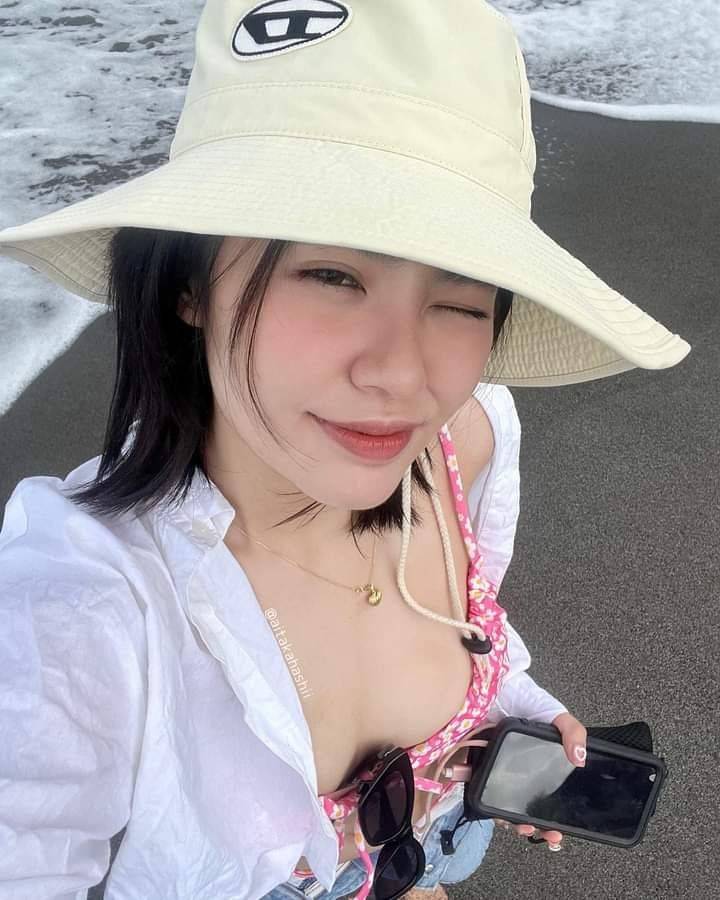 Cum all over Ai T@kaHaShi's young & beautiful Filipina-Japanese face ❤️ - #23