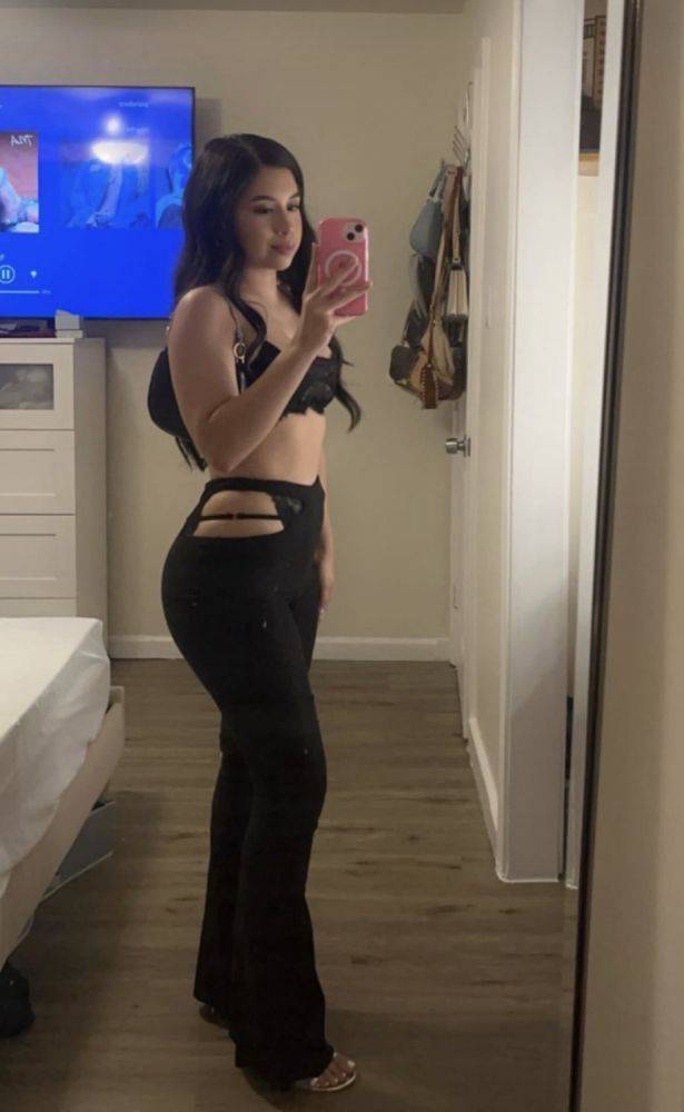 AI pictures of this petite MILF Latina at my gym - #10