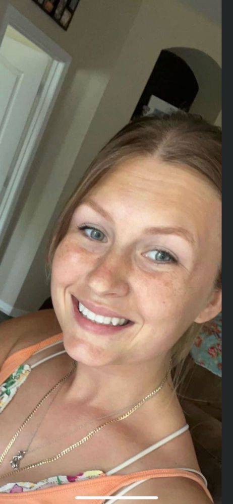 AI-Deepfake of young milf in Arizona. DM for your deepfake! - #13