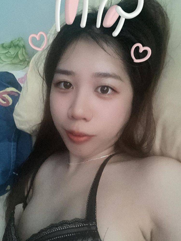Esther Chew (Bii Ai) - #4