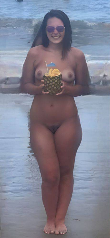 Ai nude. A very hot chick. Please comment - #2