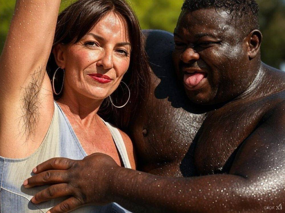 Caterina Balivo Geri Halliwell Victoria Beckham Davina McCall feet armpits AI - #15