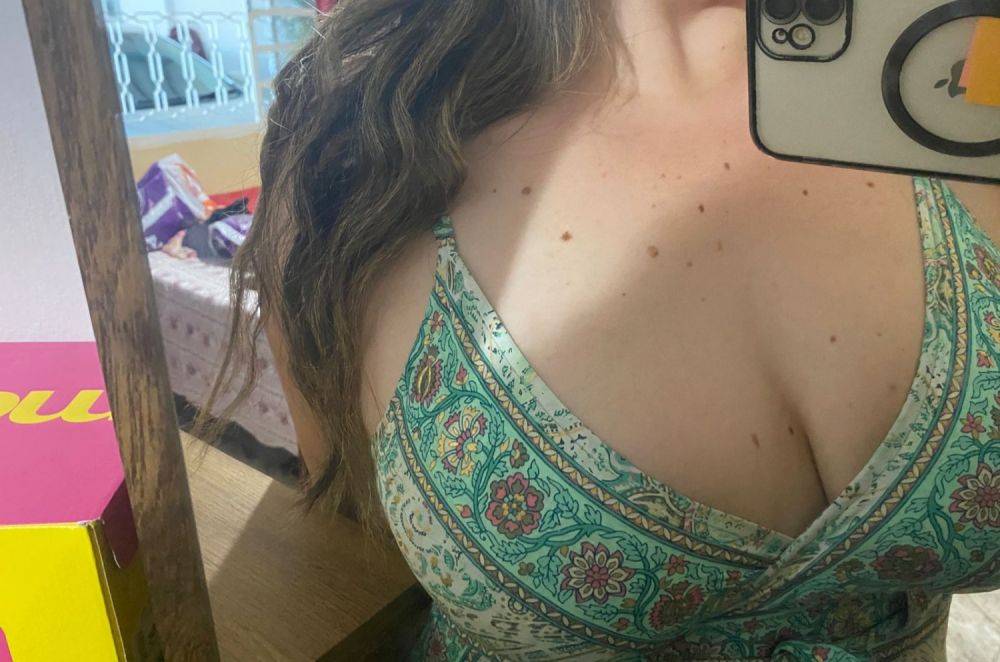 Natasha novinha de SP - mostrando seus peitão gostoso bem putinha!! Comenta ai - #22