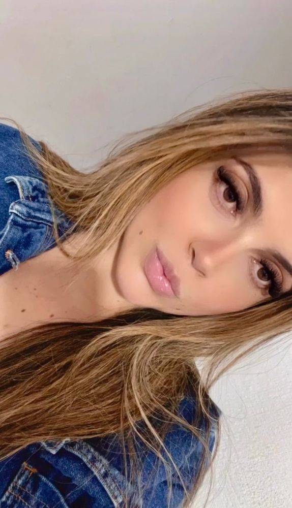 Natasha novinha de SP - mostrando seus peitão gostoso bem putinha!! Comenta ai - #3