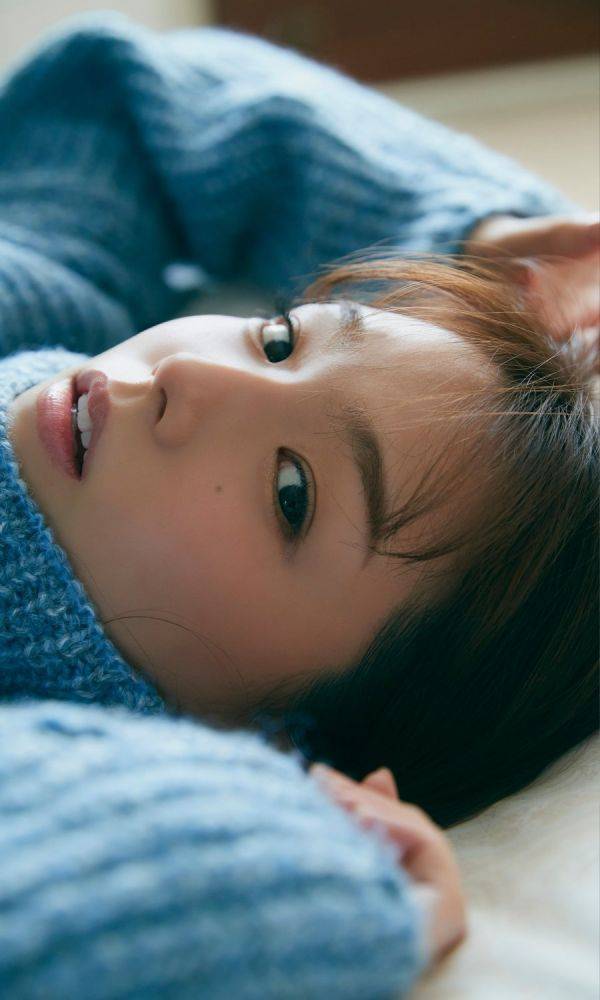 Ai Shinozaki 篠崎愛, デジタル限定 写真集 「冬肌」 Set01 - #18