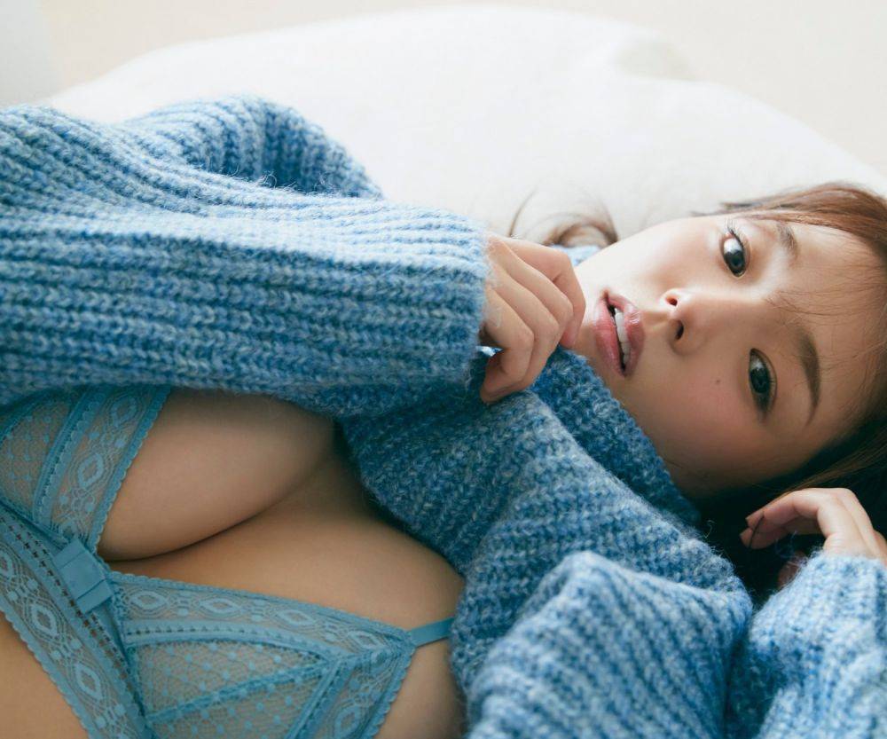 Ai Shinozaki 篠崎愛, デジタル限定 写真集 「冬肌」 Set01 - #11