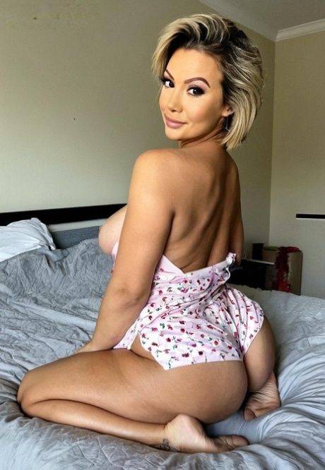 AI Cuties Naked Gallery - #2