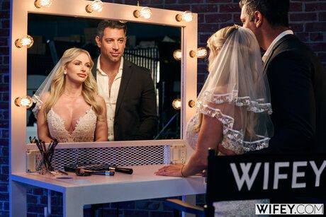 Wifey featuring Danielle Renae, Hollywood Cash, Jonathan Jordan Hot Porn Pics - #9