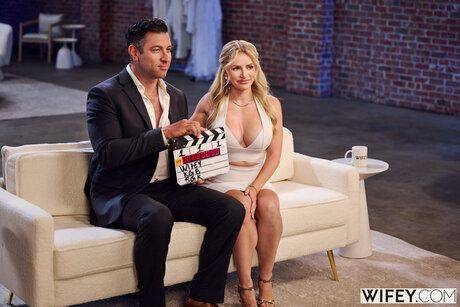Wifey featuring Danielle Renae, Hollywood Cash, Jonathan Jordan Hot Porn Pics - #6