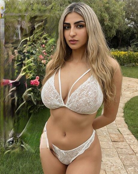 Sexy chicks posing in the nude & non nude poses in rose garden - #9
