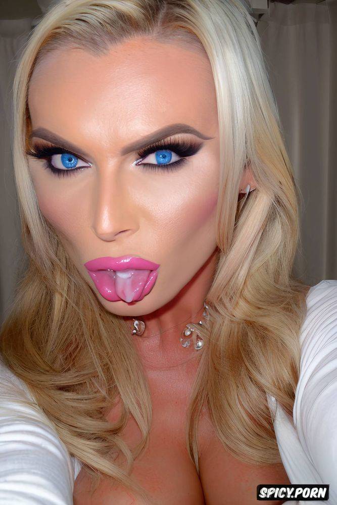 selfie, blue eyes, thick lip liner, pink lips, chloe sims, blowjob - #main