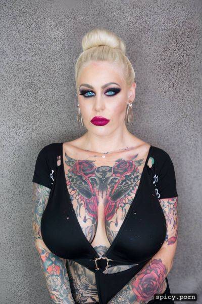 Tattoos on breasts, 33 year old white woman, hourglass shape - spicy.porn on pornintellect.com