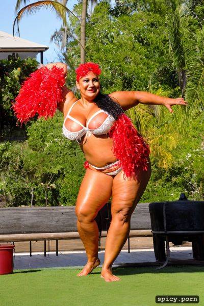 Full body view, curvy body, color photo, performing on stage - spicy.porn on pornintellect.com