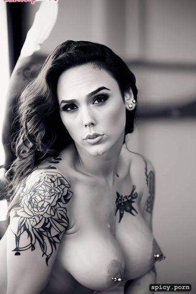 Tattooed pussy, gal gadot, naked stripper, big lips, sexy stripper - spicy.porn on pornintellect.com