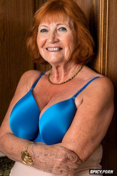 Big teeth, winking, very old wrinkled granny, wide open mouth - spicy.porn on pornintellect.com