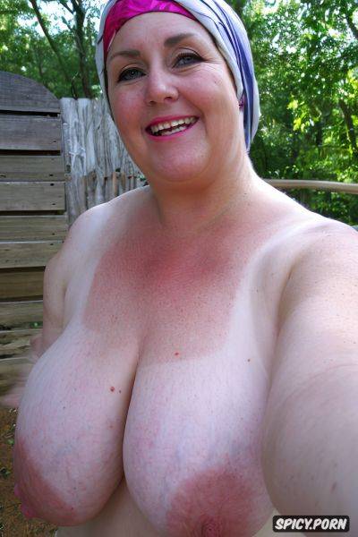 Selfie, bbw mature woman, colors photo, nude, white breasts - spicy.porn on pornintellect.com