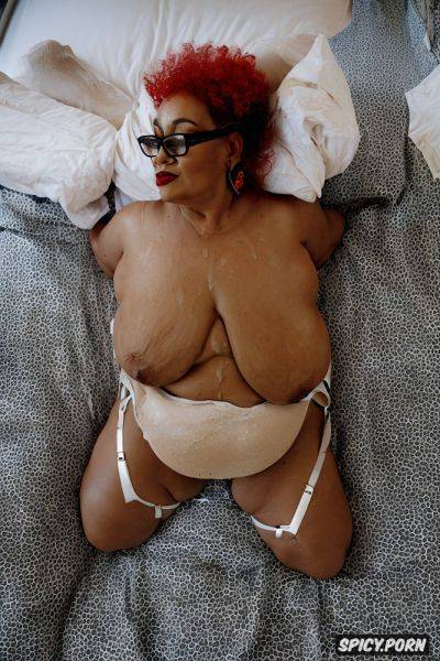 Boobs and glasses 55yo no deformed limbs or body parts full body view close from above in bed - spicy.porn on pornintellect.com