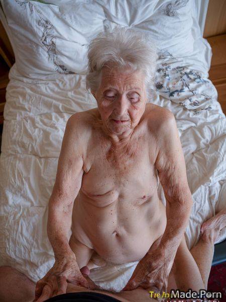 Kneeling open mouth bedroom caucasian looking at viewer white hair woman AI porn - made.porn on pornintellect.com