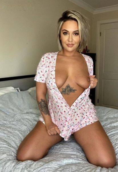 AI Cuties Naked Gallery - pornpics.com on pornintellect.com