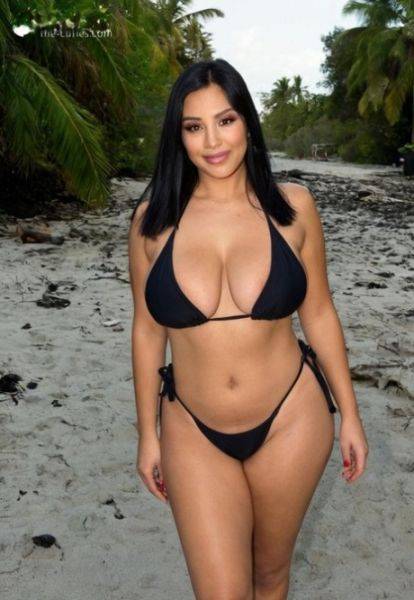 AI Cuties Naked Images - pornpics.com on pornintellect.com